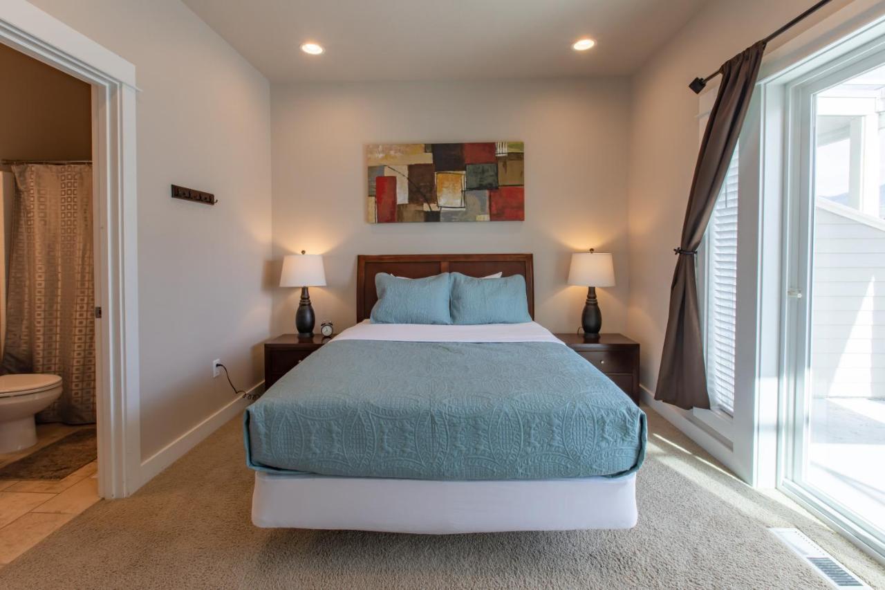 Rockaway Beach Vibes,Waterfront Oceanfront Rockaway Beach House Near Downtown,Wifi, Washer Dryer Exterior foto