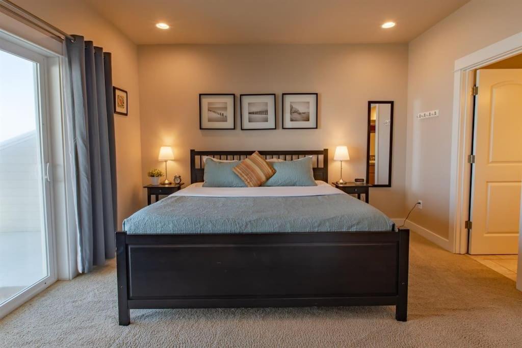 Rockaway Beach Vibes,Waterfront Oceanfront Rockaway Beach House Near Downtown,Wifi, Washer Dryer Exterior foto