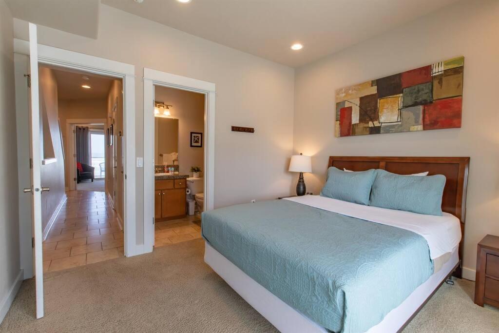 Rockaway Beach Vibes,Waterfront Oceanfront Rockaway Beach House Near Downtown,Wifi, Washer Dryer Exterior foto